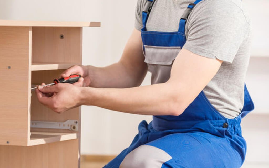 Furniture installation and assembly service